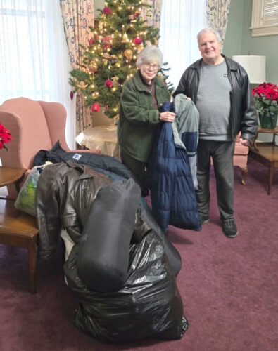 Salem book club makes coat donation